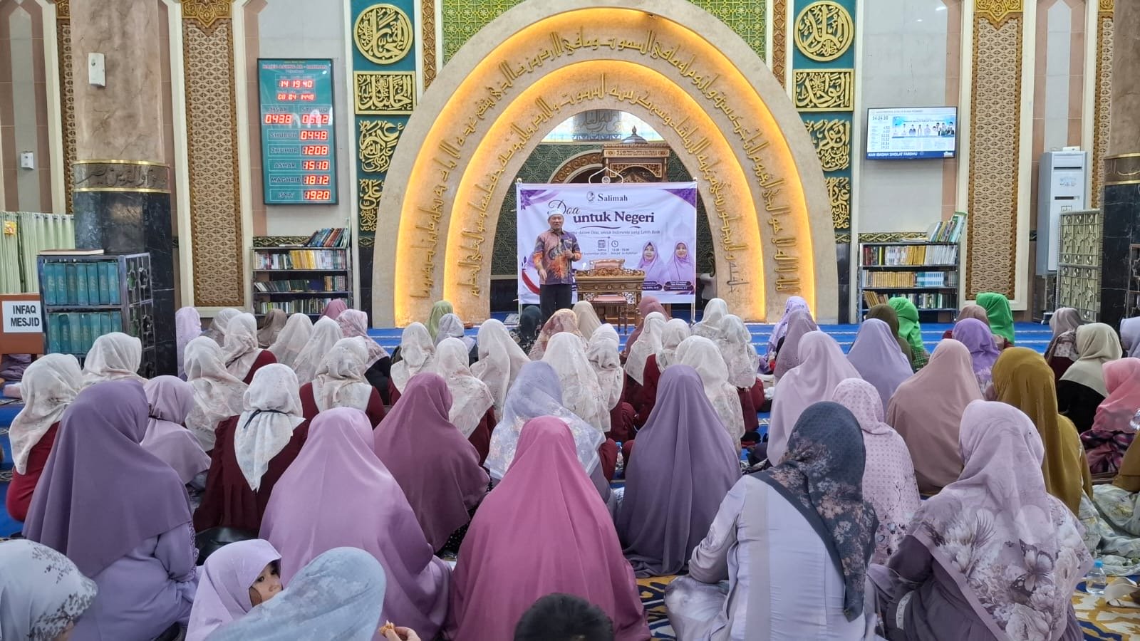 Mengetuk Pintu Langit, Salimah Riau Berdoa untuk Keselamatan Negeri
